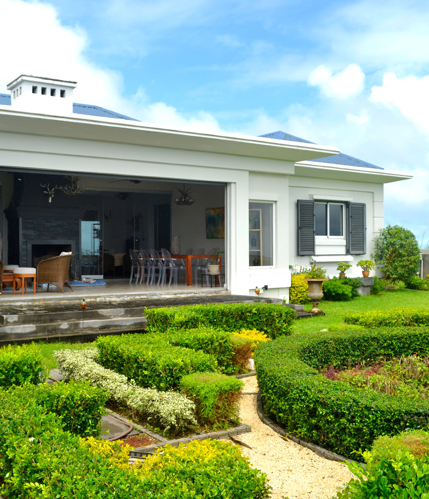 Residence-MontPiton-Front-Pic-03